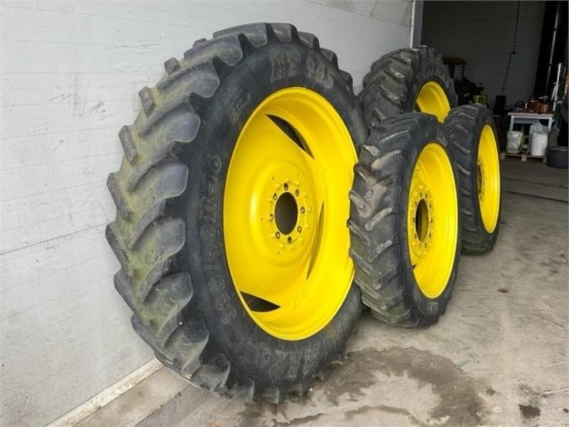 Reifen des Typs BKT Agrimax RT 380/90R46|270/95R36, Gebrauchtmaschine in Aalestrup (Bild 2)